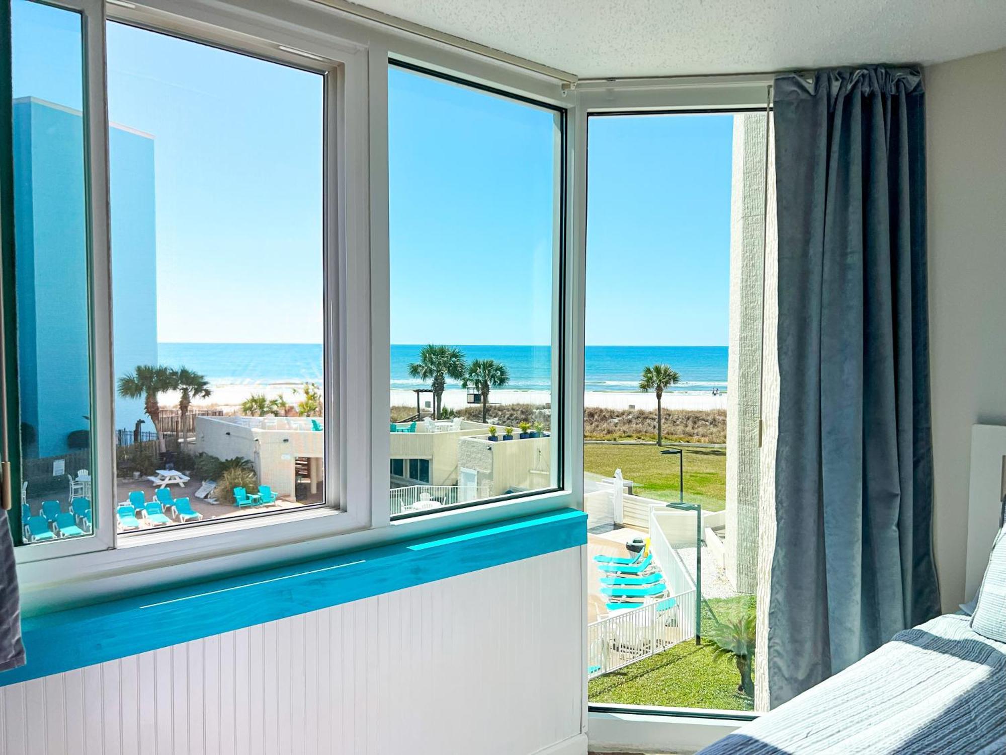 Beachfront Studio - Perfect Location - Free Beach Chairs パナマシティービーチ エクステリア 写真